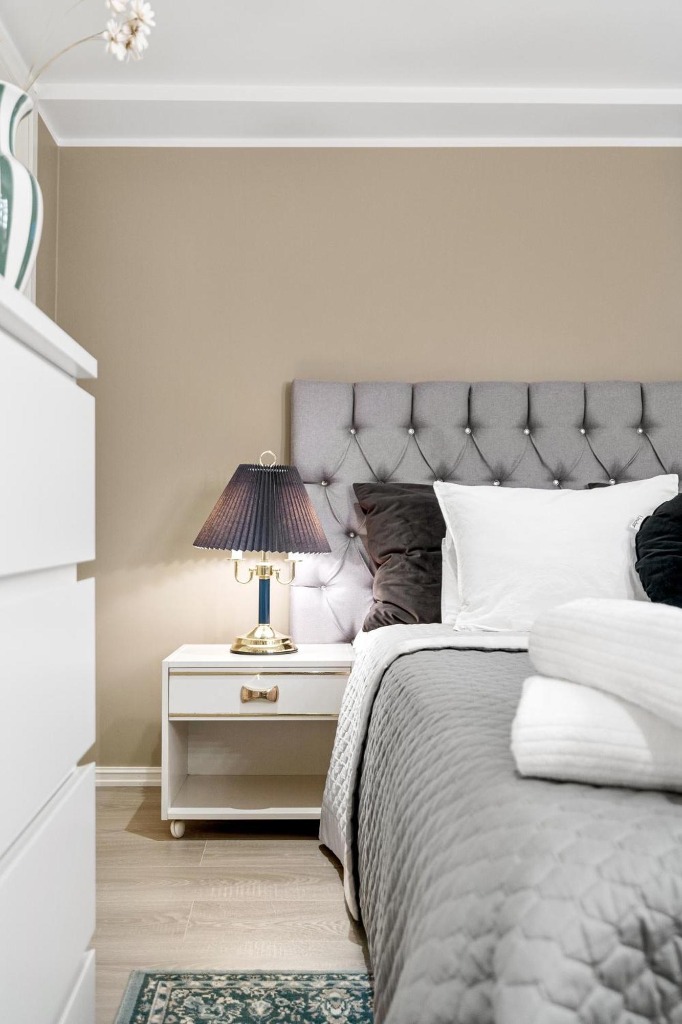 Solsiden Modern Stay: King Beds, Private Entry Trondheim Exterior photo